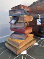 Vintage - houten stapel boeken