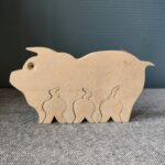 Houten varken met 3 biggen