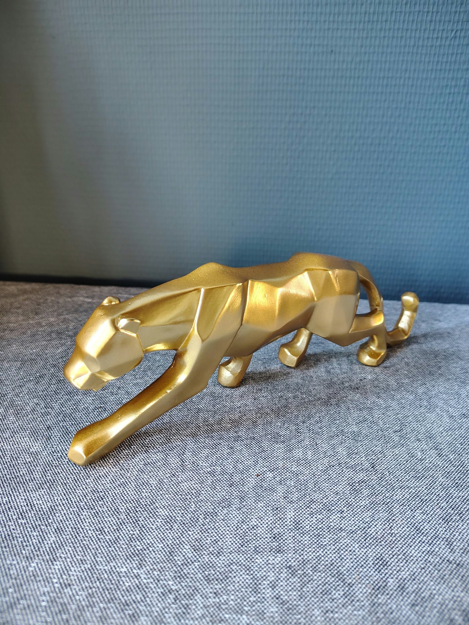 e5f32082-b8b4-421f-ba87-6f7c366cd08c Jaguar goud - Afbeelding 1